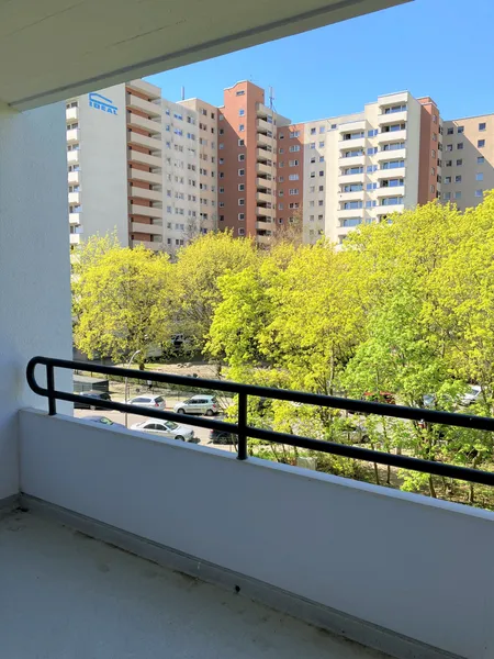 Helle 2 Zimmer Wohnung in Lichtenrade, ca. 60 m² mit Balkon — photo 1